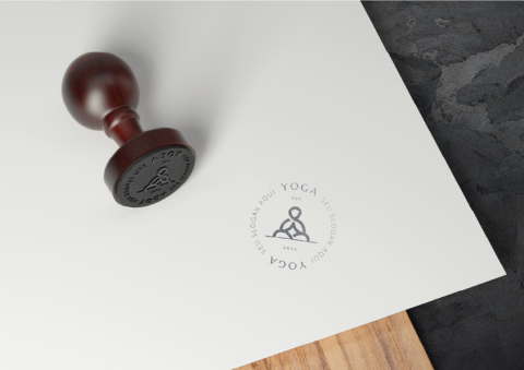 Yoga Logotipo Vertical – Logo-mockup-02